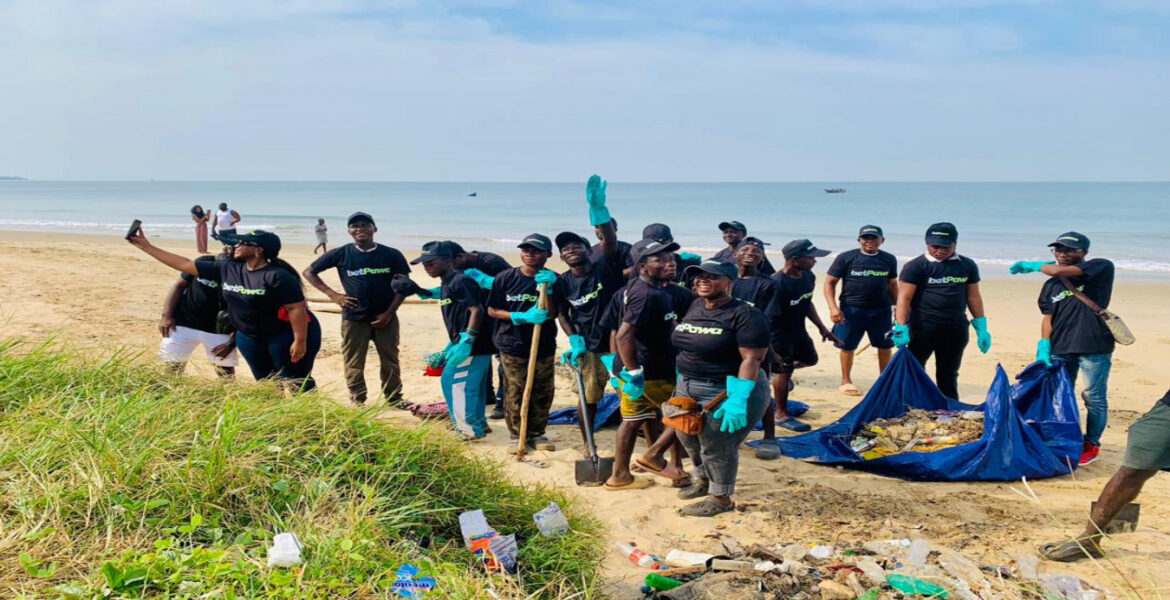 Prioritizing The Safety of the Environment… Betpawa-SL Cleans Lumley and Aberdeen Beaches